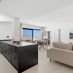 Vivi Homes - Cuevas Apartman