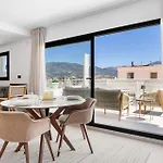Vivi Homes - Cuevas